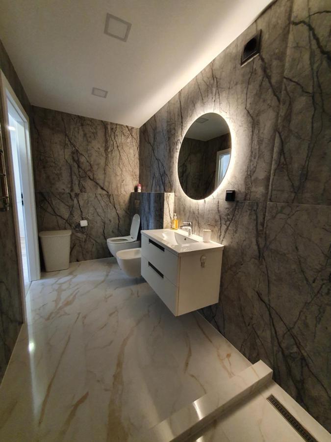 2-bedrooms apartment in city center Šiauliai Buitenkant foto